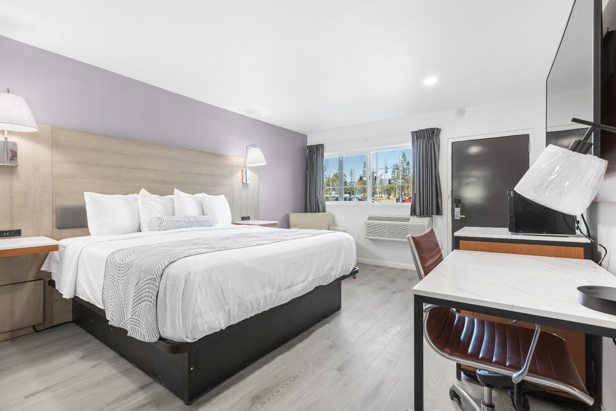 Inland Inn & Suites San Bernardino Bagian luar foto